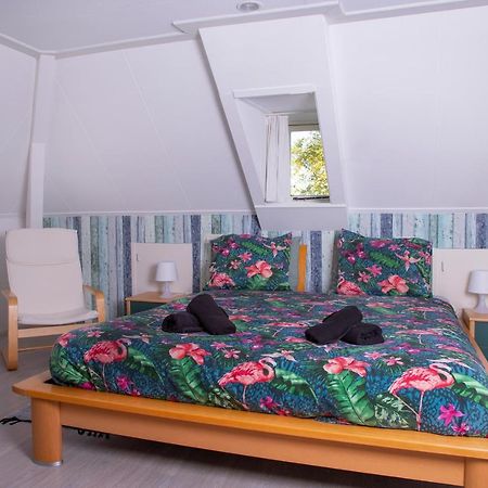 B en B 't Pekeltje Bed & Breakfast Medemblik Bagian luar foto