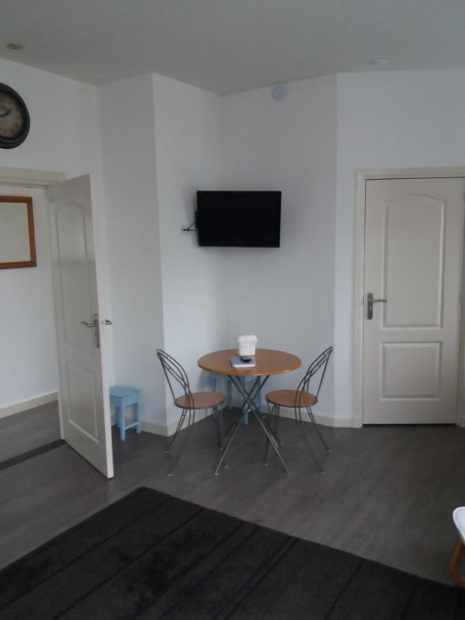 B en B 't Pekeltje Bed & Breakfast Medemblik Bagian luar foto