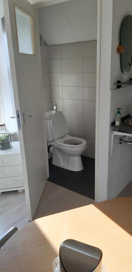 B en B 't Pekeltje Bed & Breakfast Medemblik Bagian luar foto