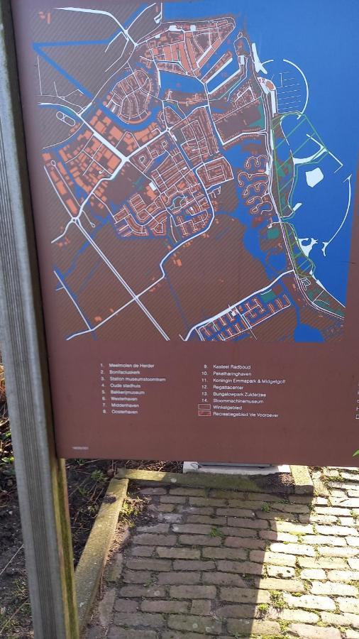 B en B 't Pekeltje Bed & Breakfast Medemblik Bagian luar foto
